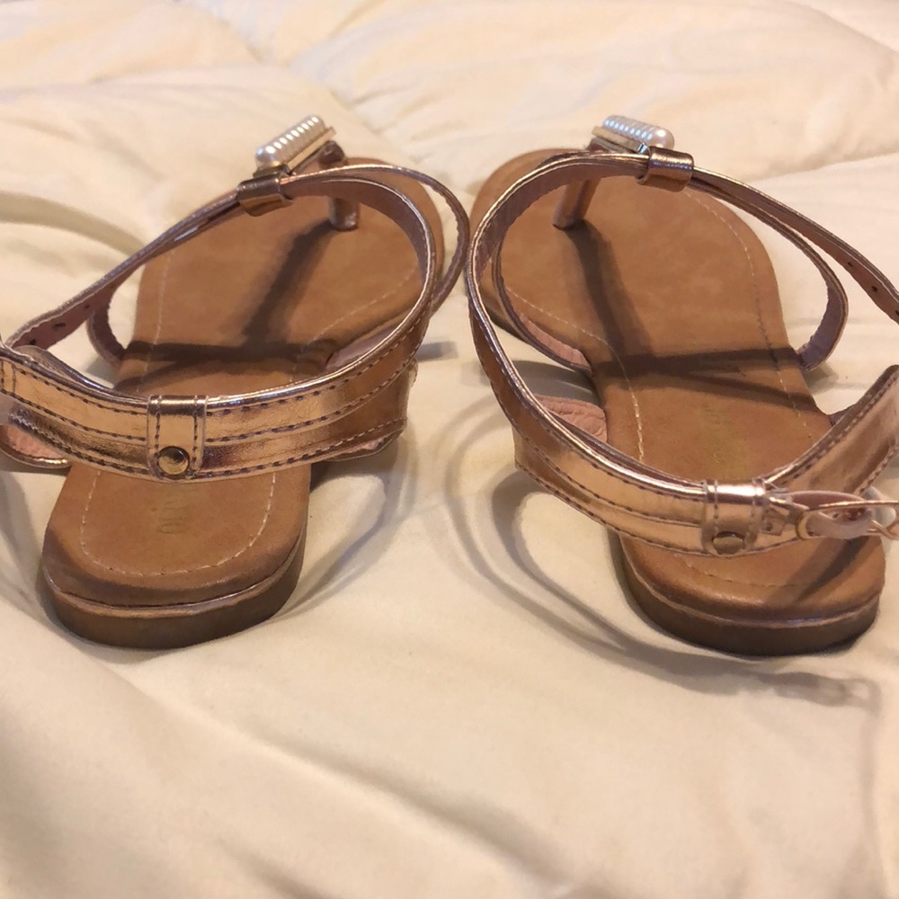Sandals - Picture 4 of 4